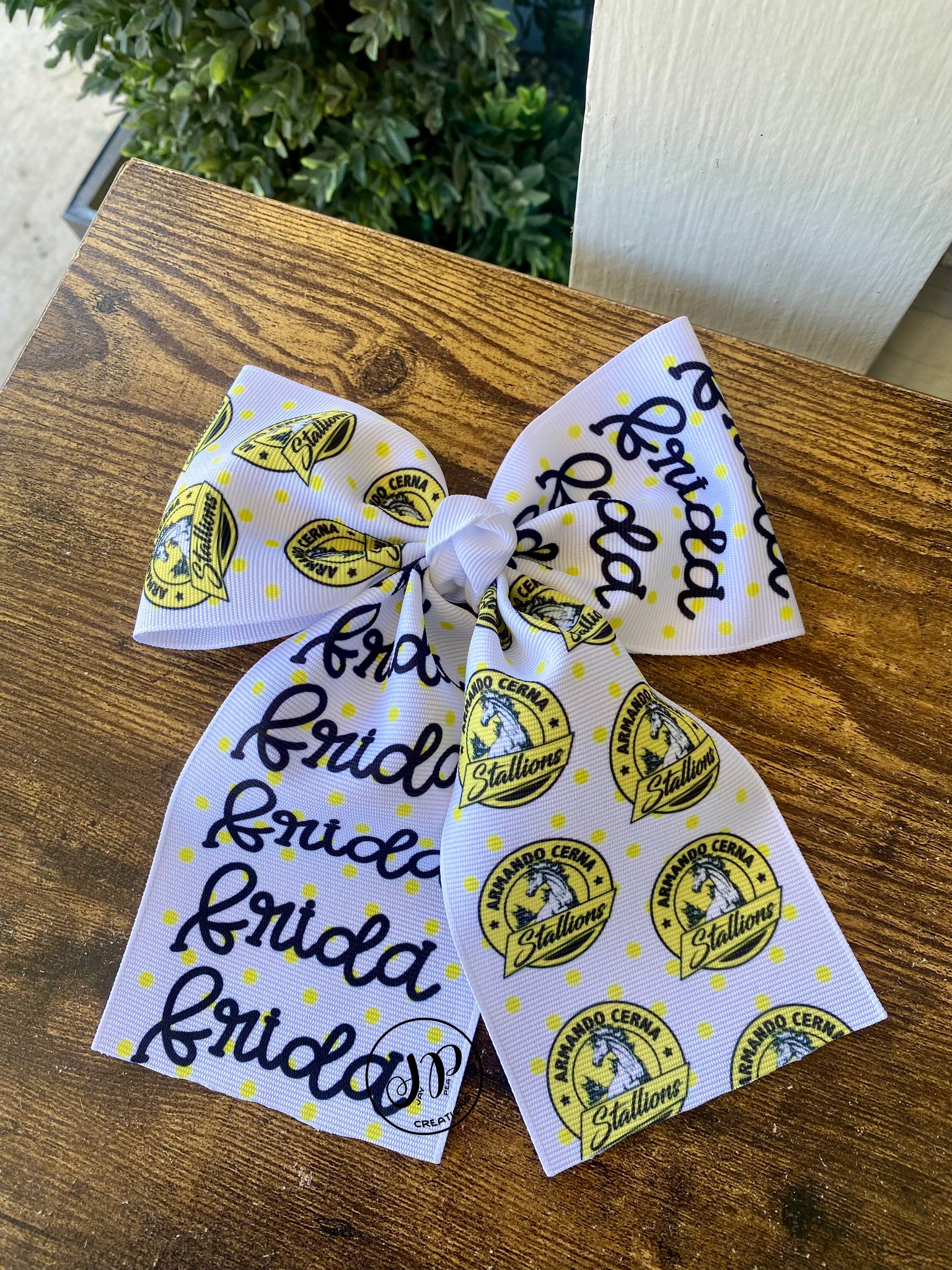 School bows personalized