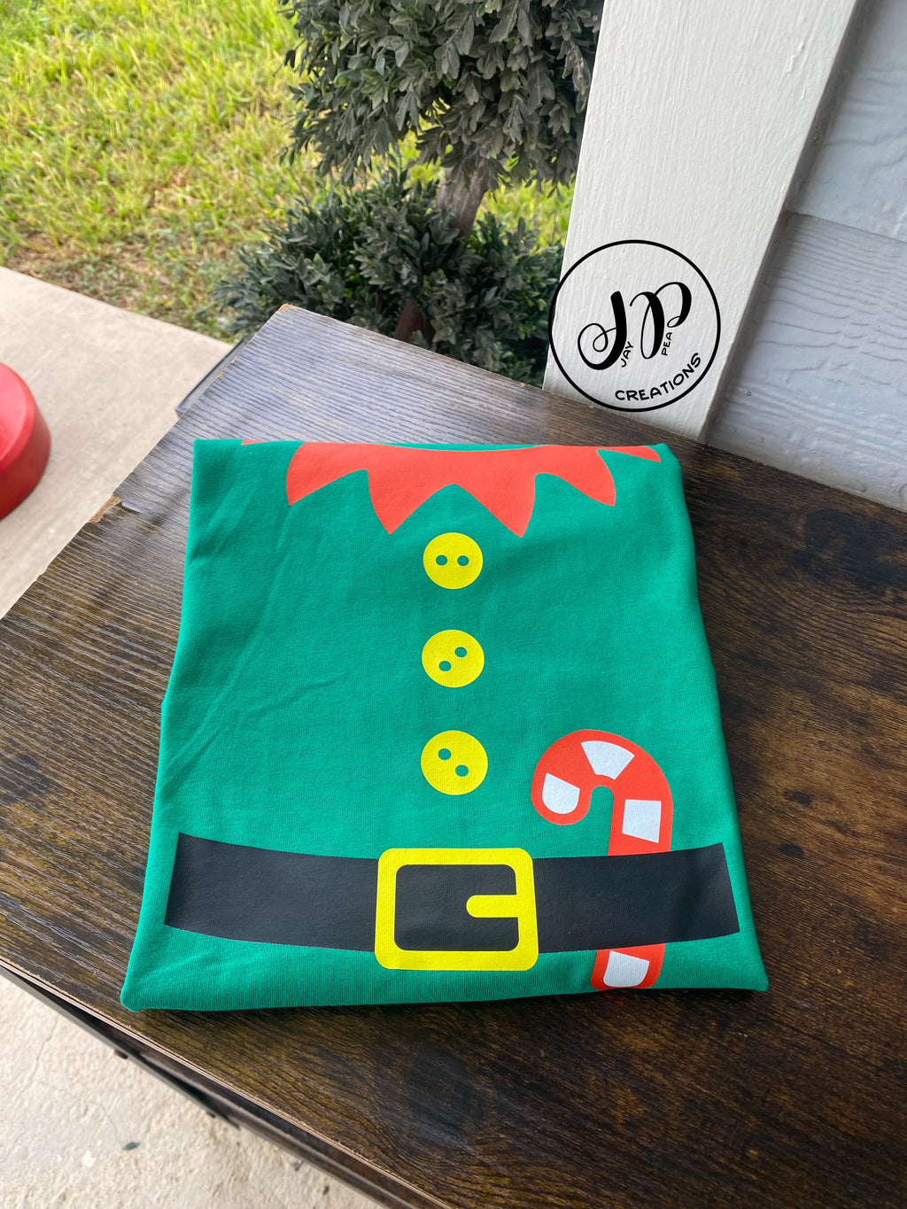 Red and green elf tee